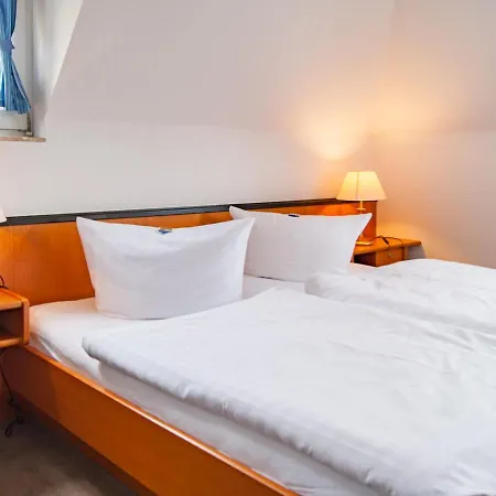 Am Rossplan 3*