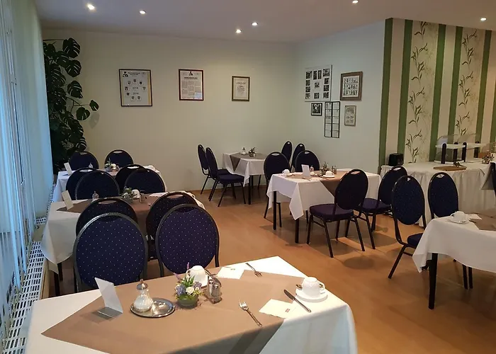 Am Rossplan Otel Altenburg